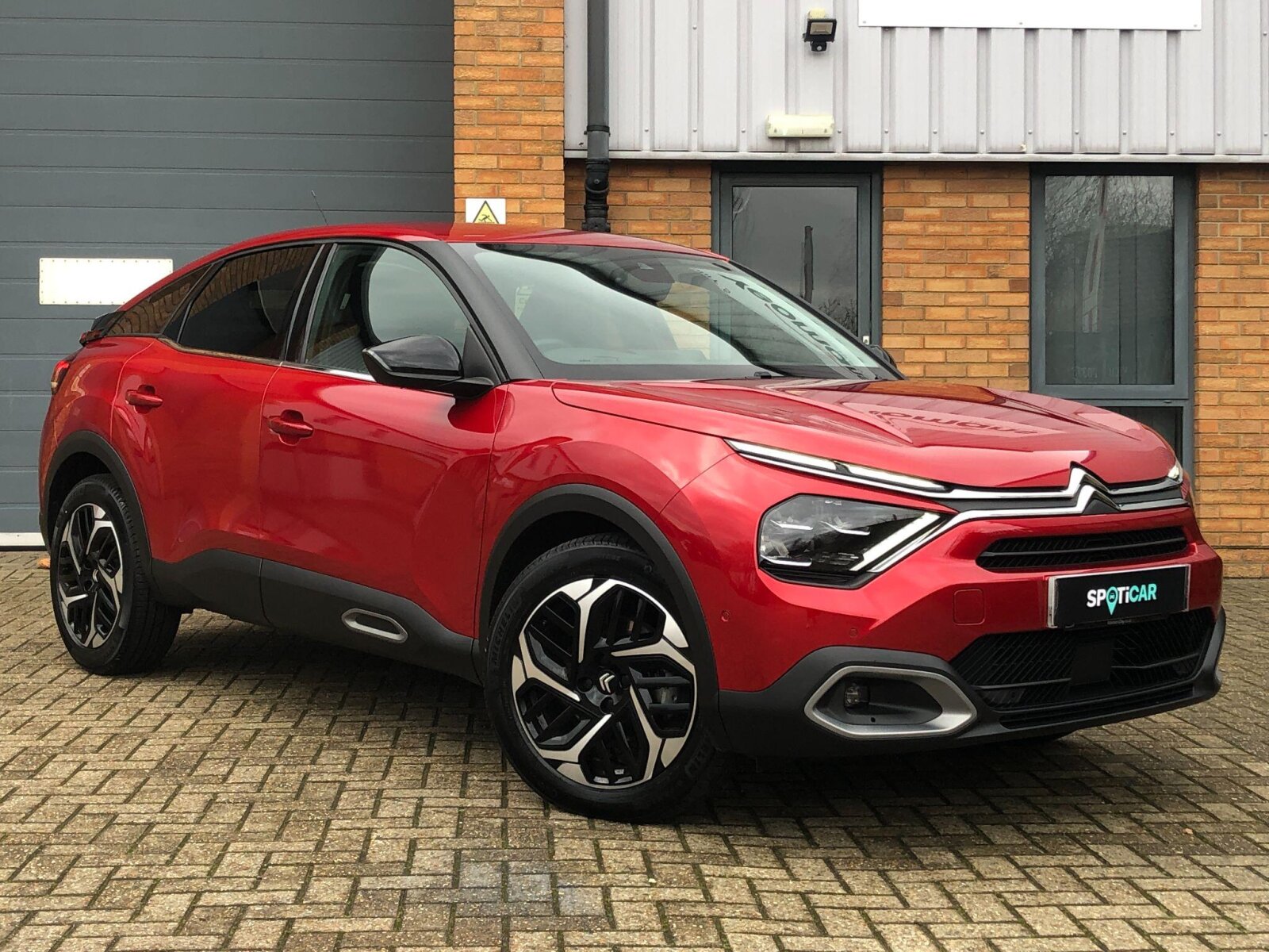 Main listing image - Citroen C4