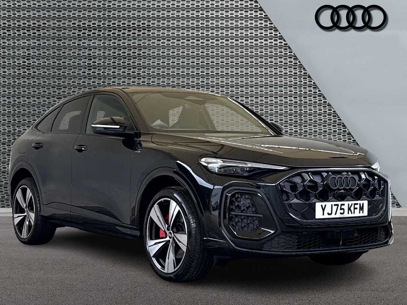 Main listing image - Audi Q5