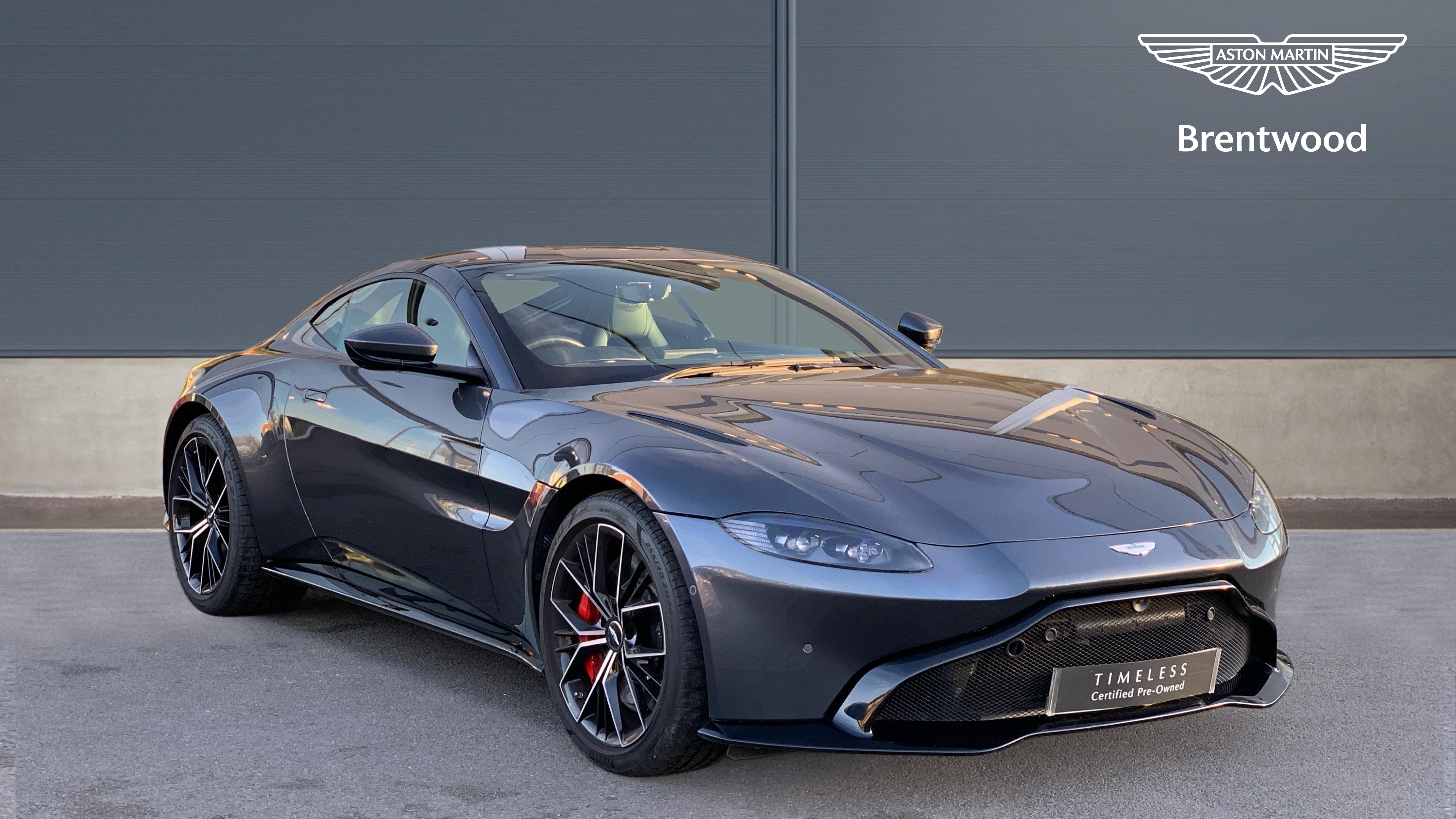 Main listing image - Aston Martin Vantage