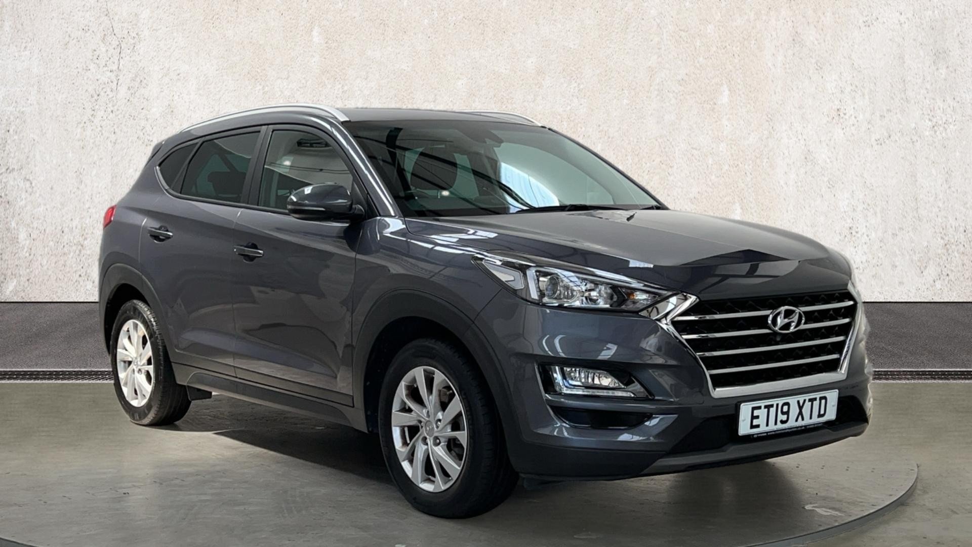 Main listing image - Hyundai Tucson