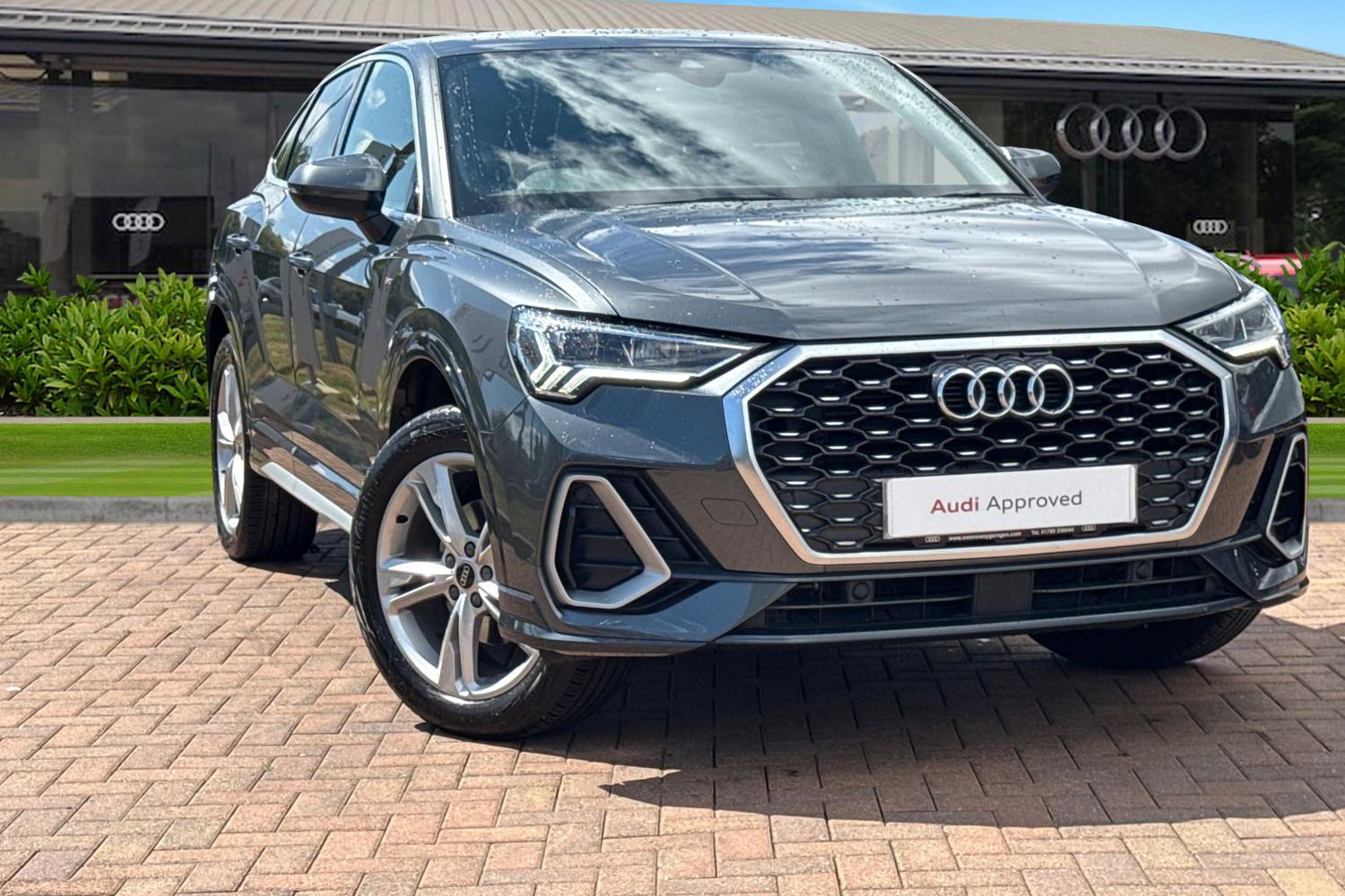 Main listing image - Audi Q3