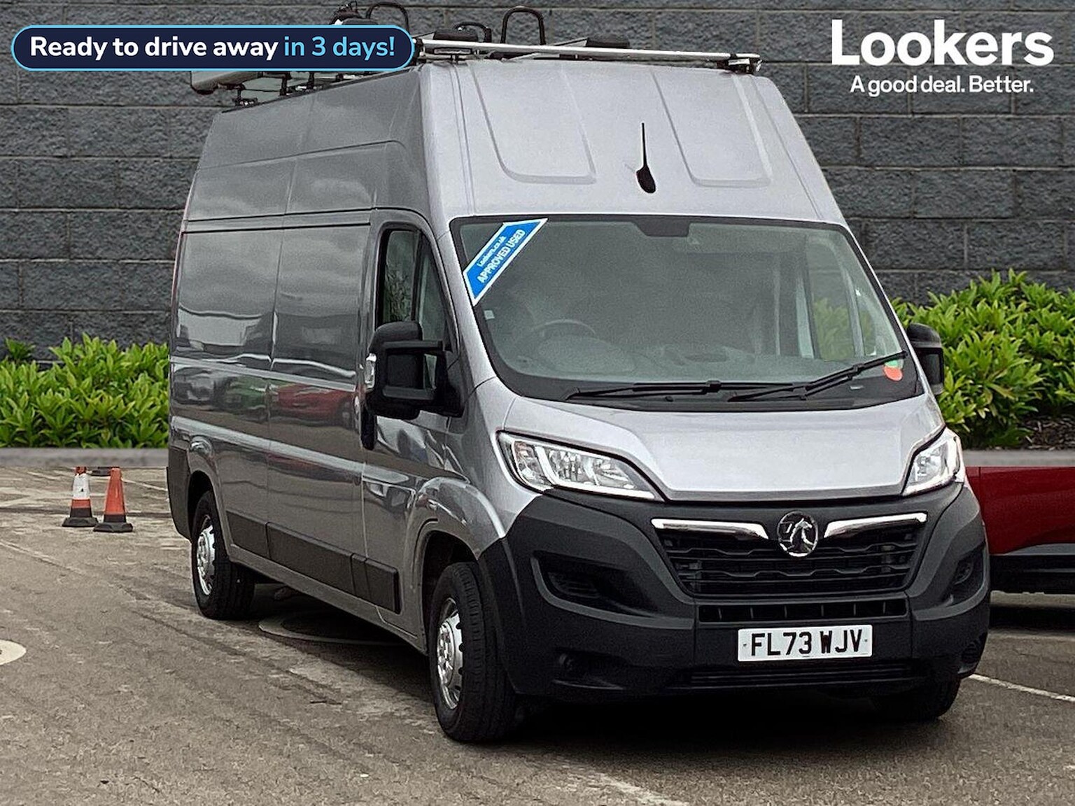 Main listing image - Vauxhall Movano