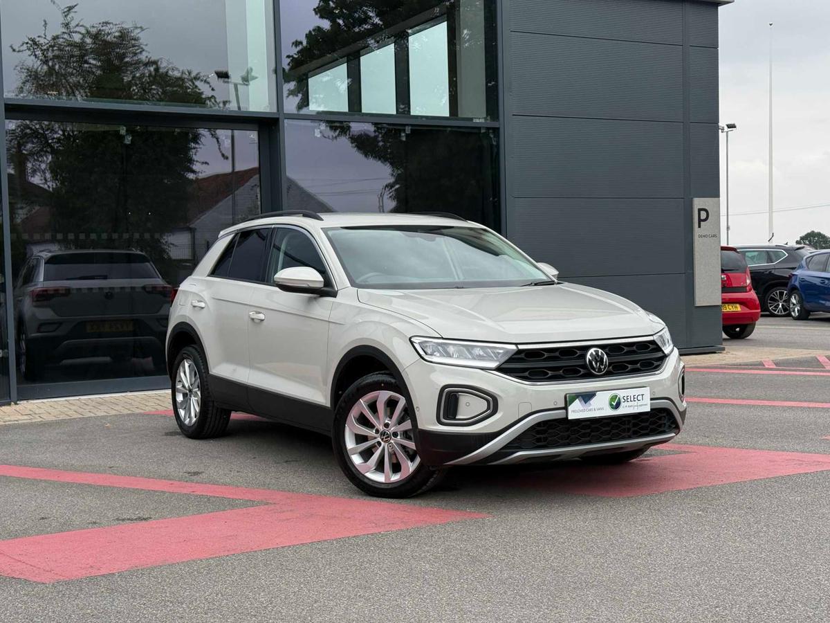 Main listing image - Volkswagen T-Roc