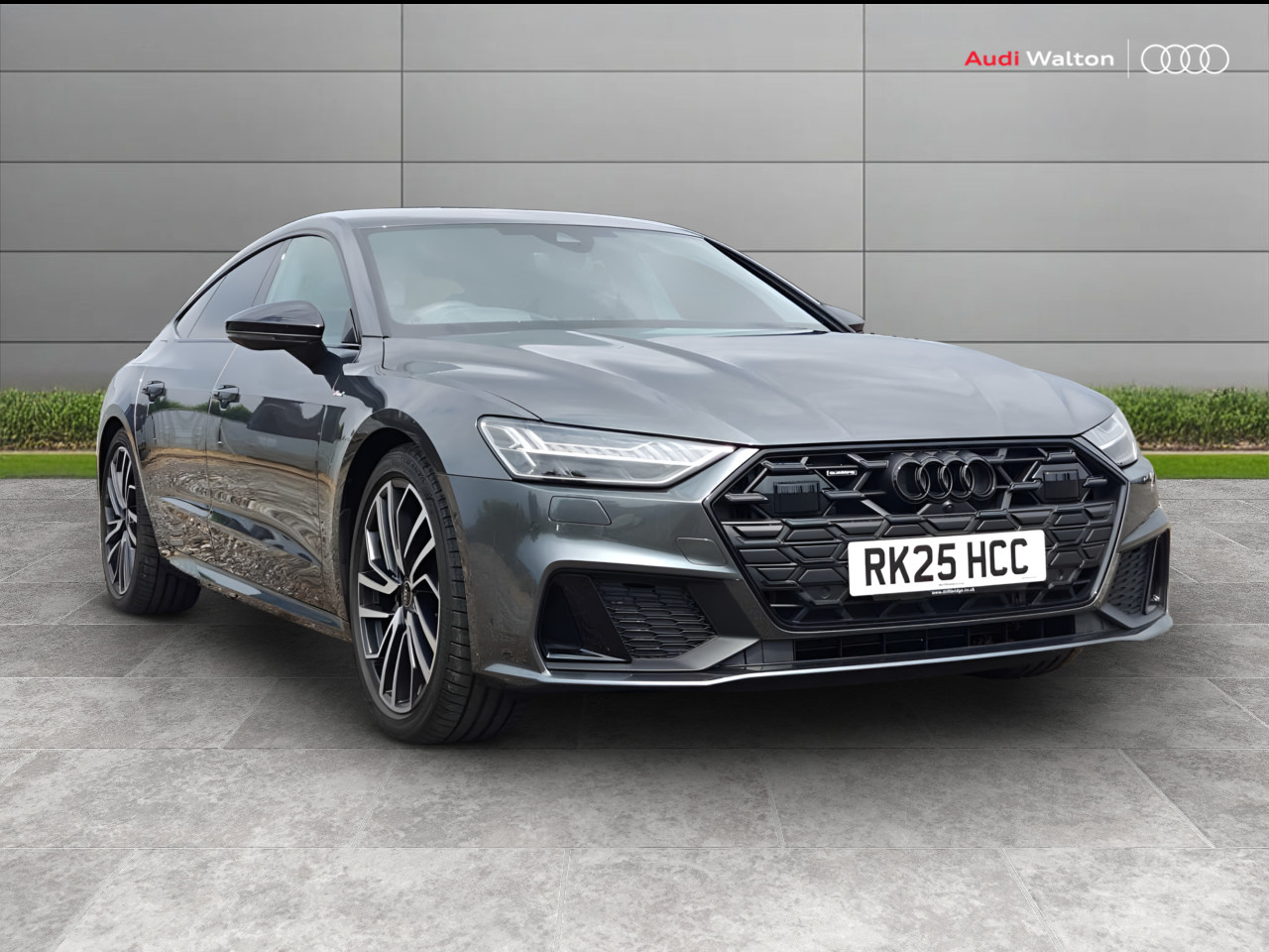 Main listing image - Audi A7