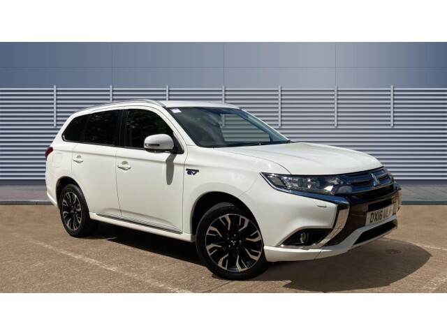 Main listing image - Mitsubishi Outlander