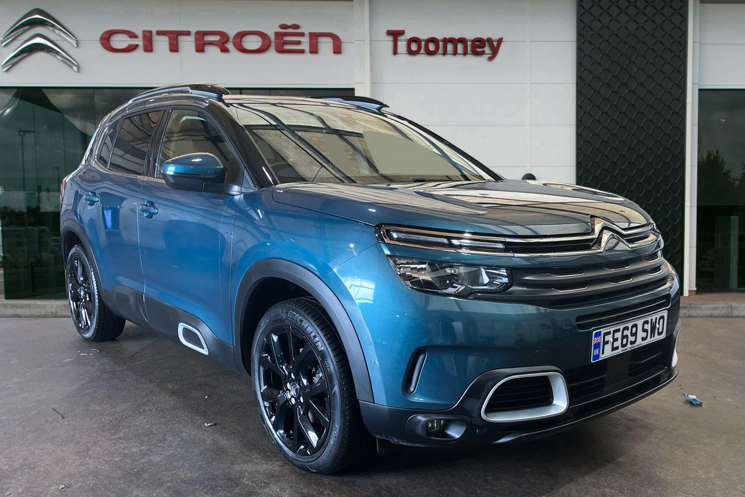 Main listing image - Citroen C5 Aircross