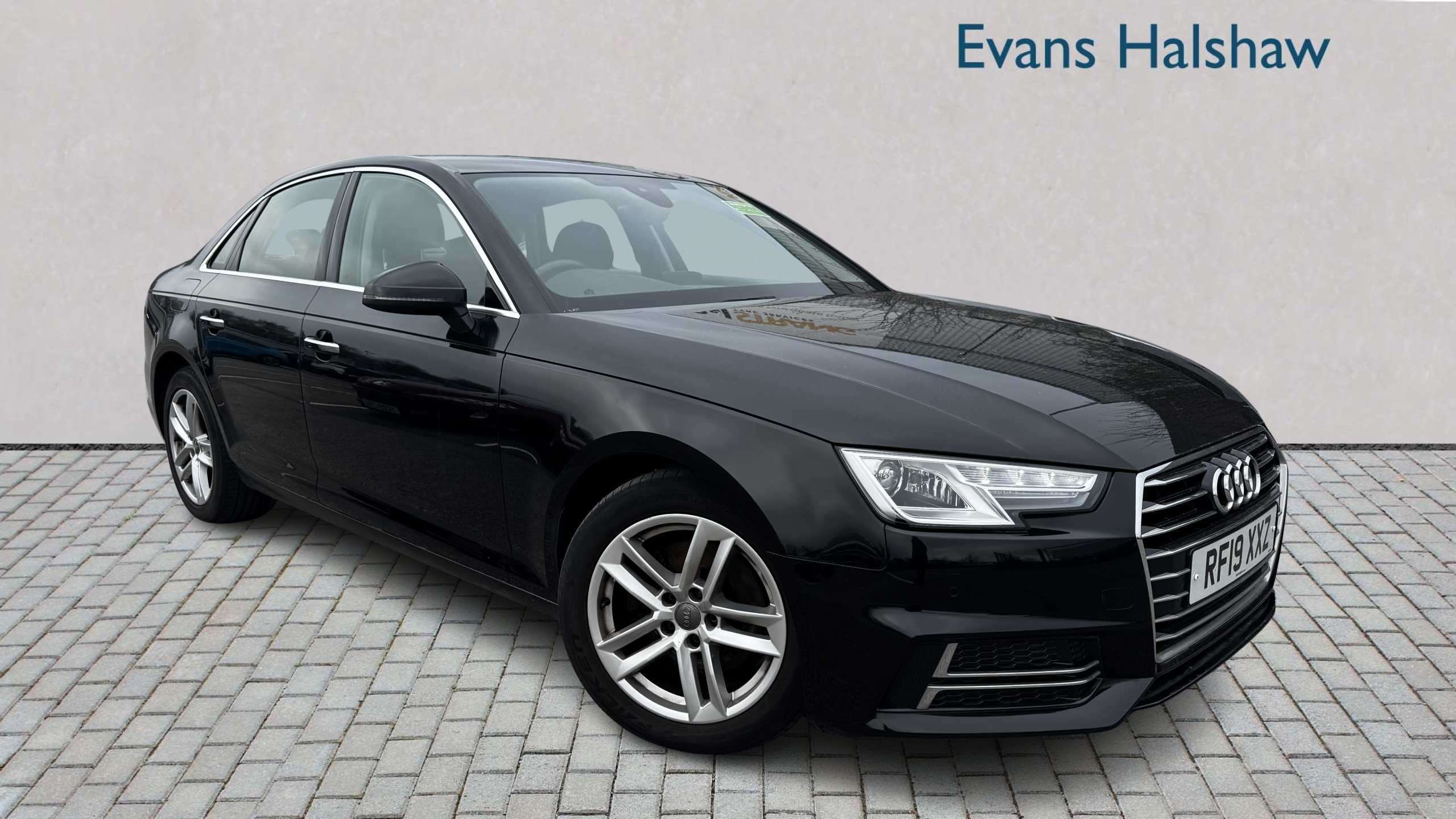 Main listing image - Audi A4