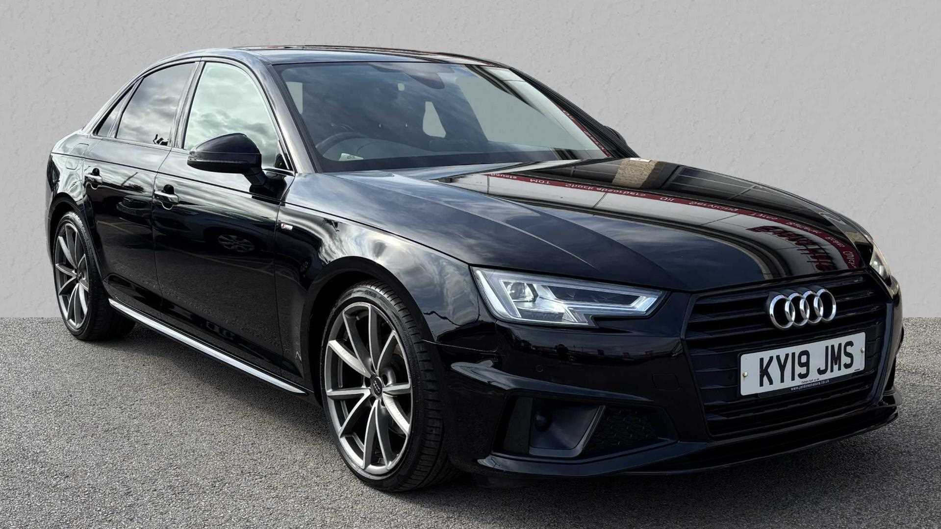 Main listing image - Audi A4