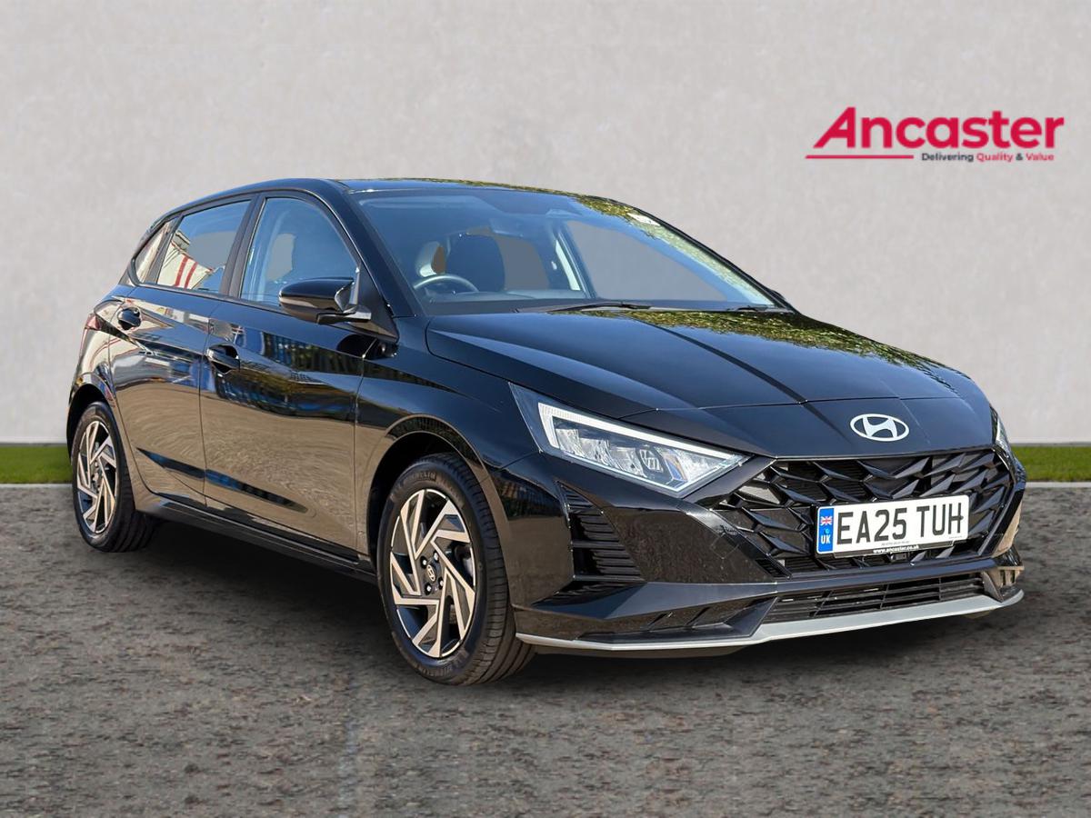 Main listing image - Hyundai i20