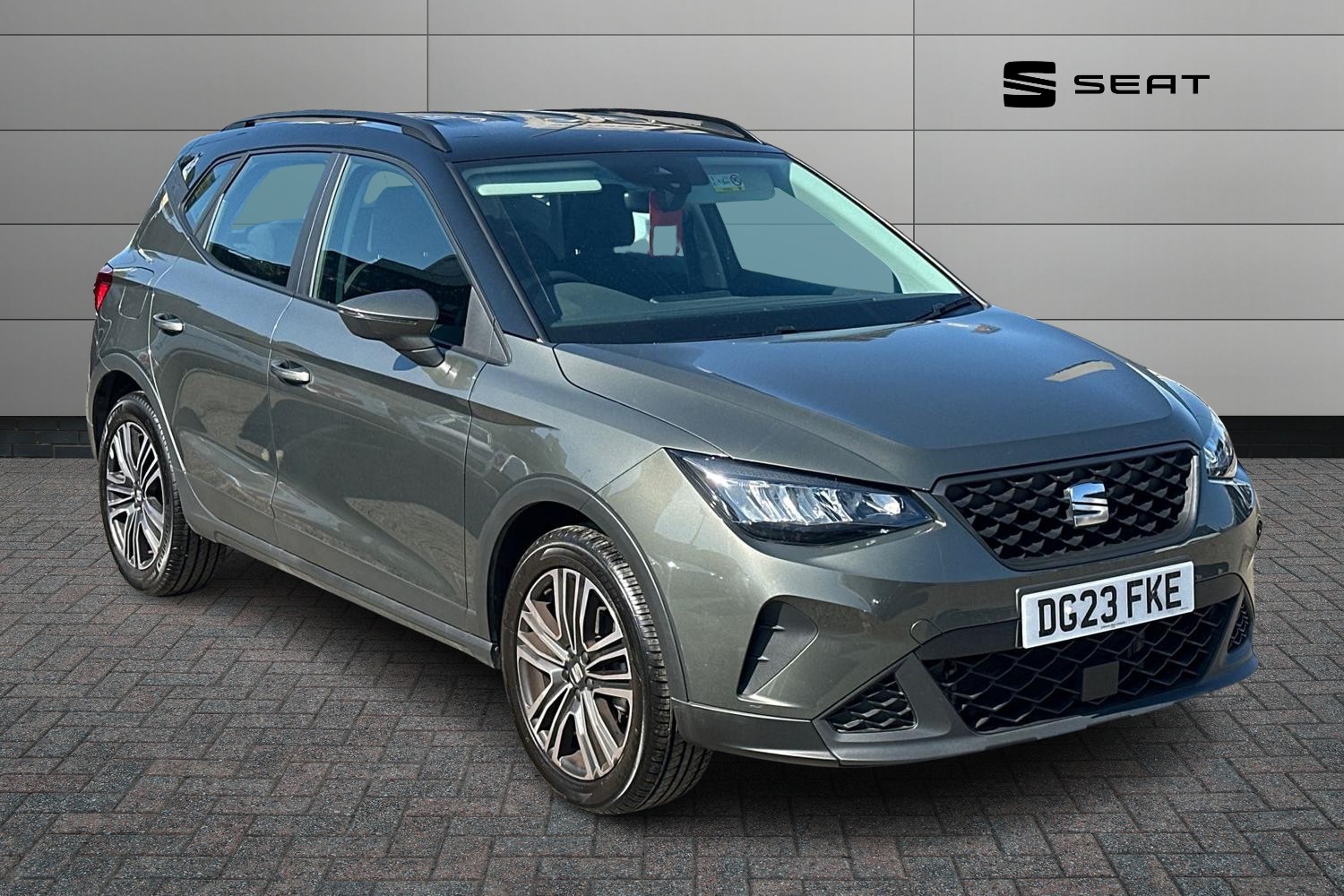 Main listing image - SEAT Arona