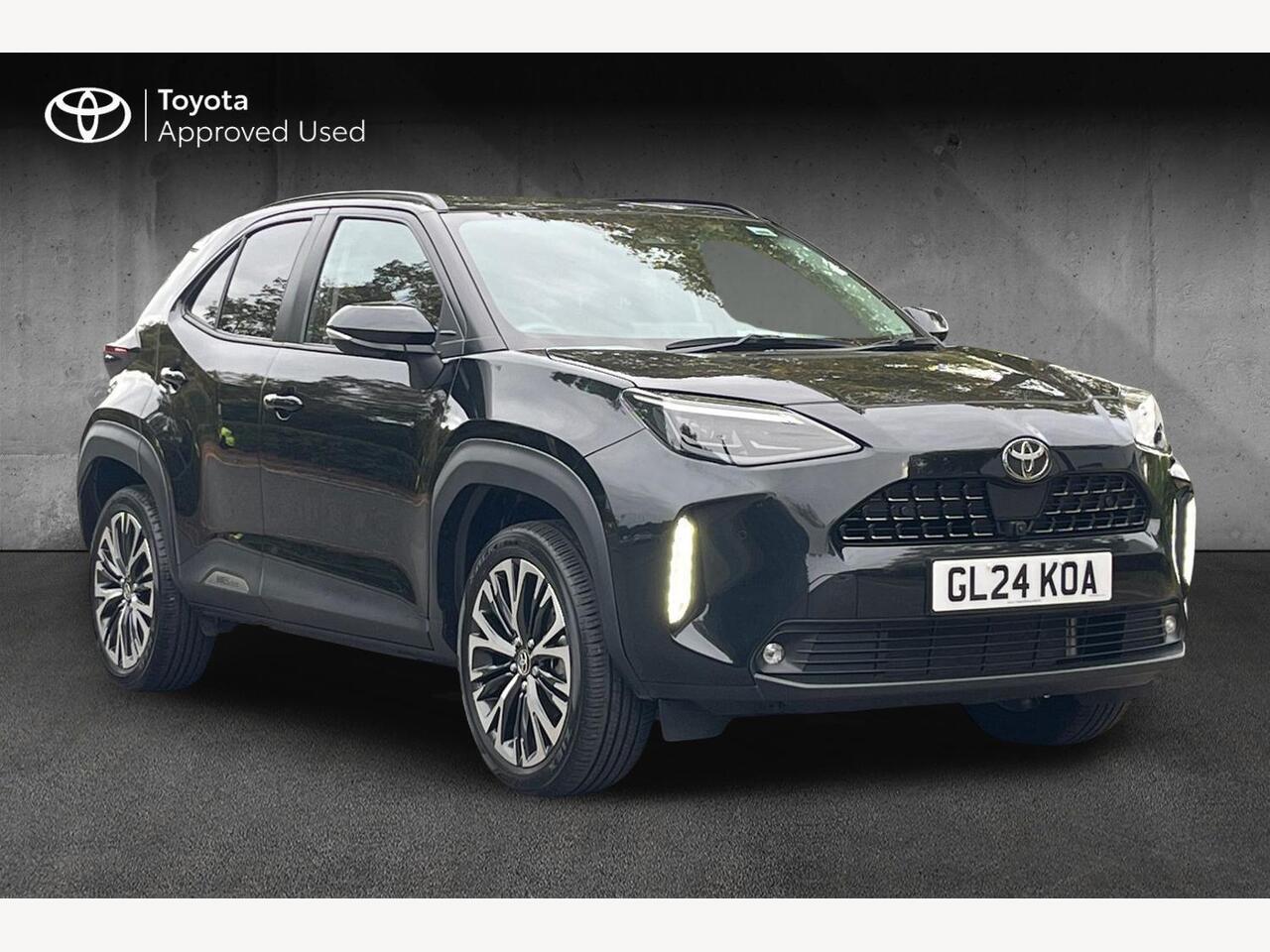 Main listing image - Toyota Yaris Cross