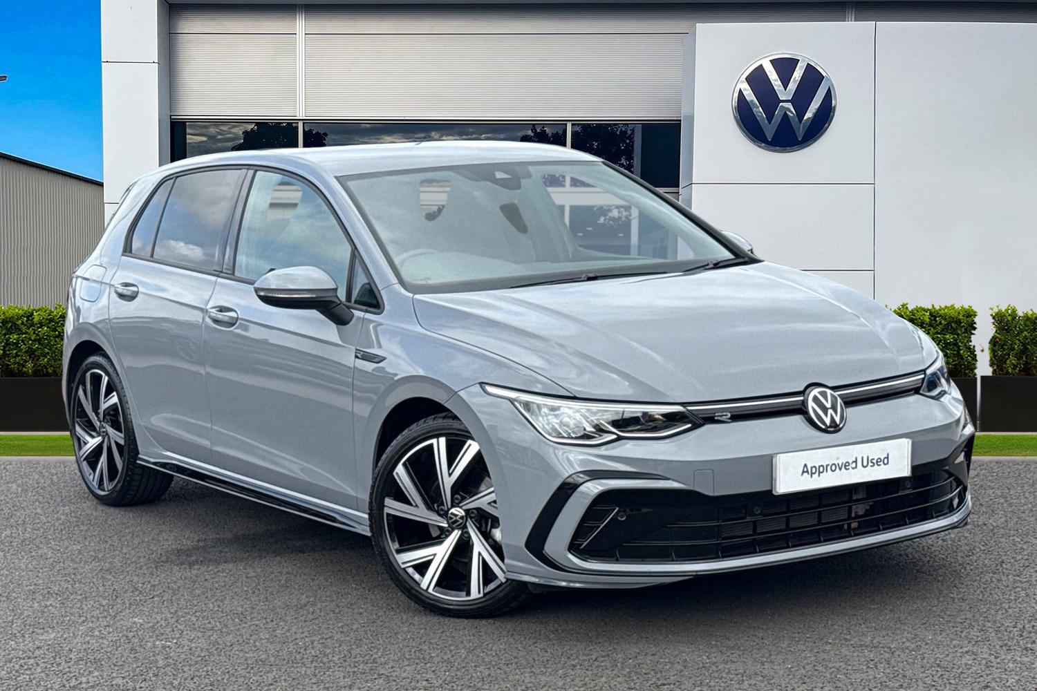 Main listing image - Volkswagen Golf