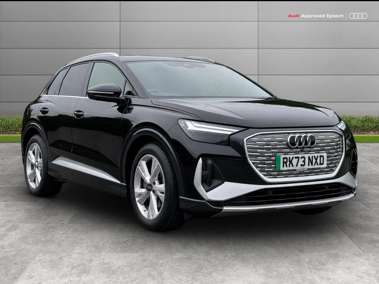 Main listing image - Audi Q4