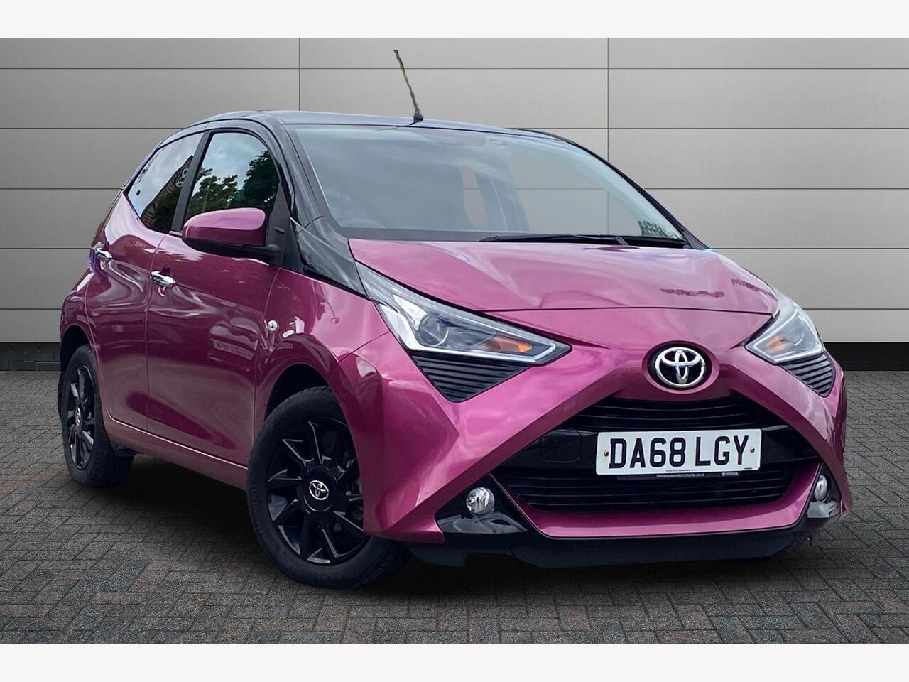 Main listing image - Toyota Aygo