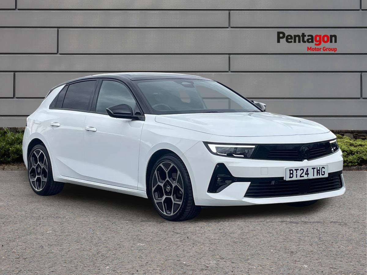 Main listing image - Vauxhall Astra