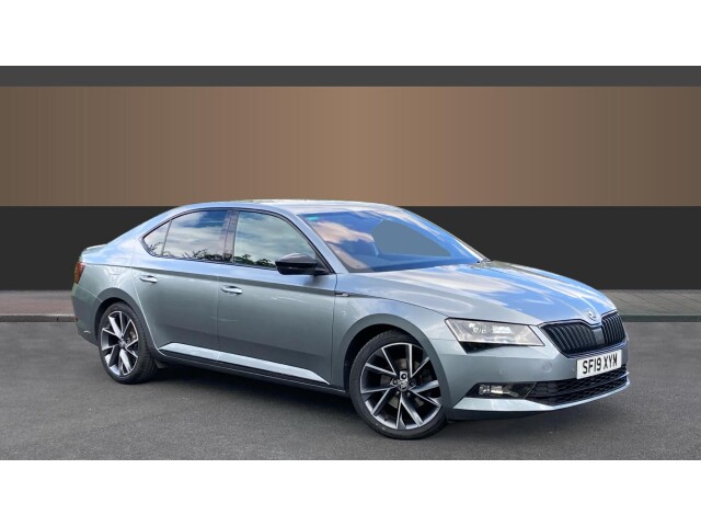 Main listing image - Skoda Superb