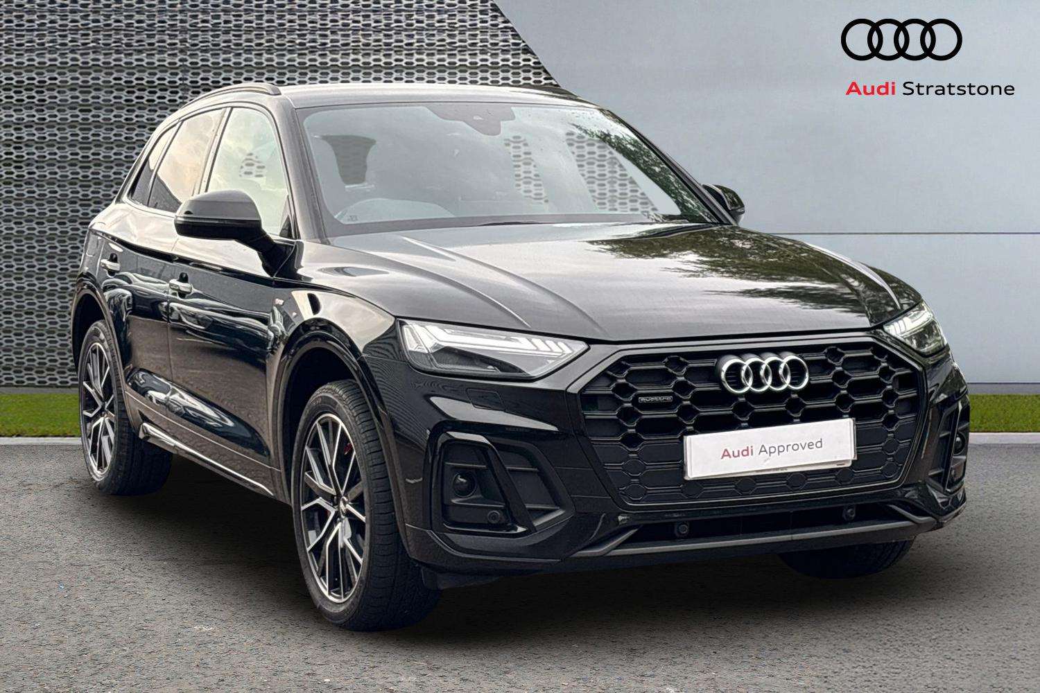 Main listing image - Audi Q5