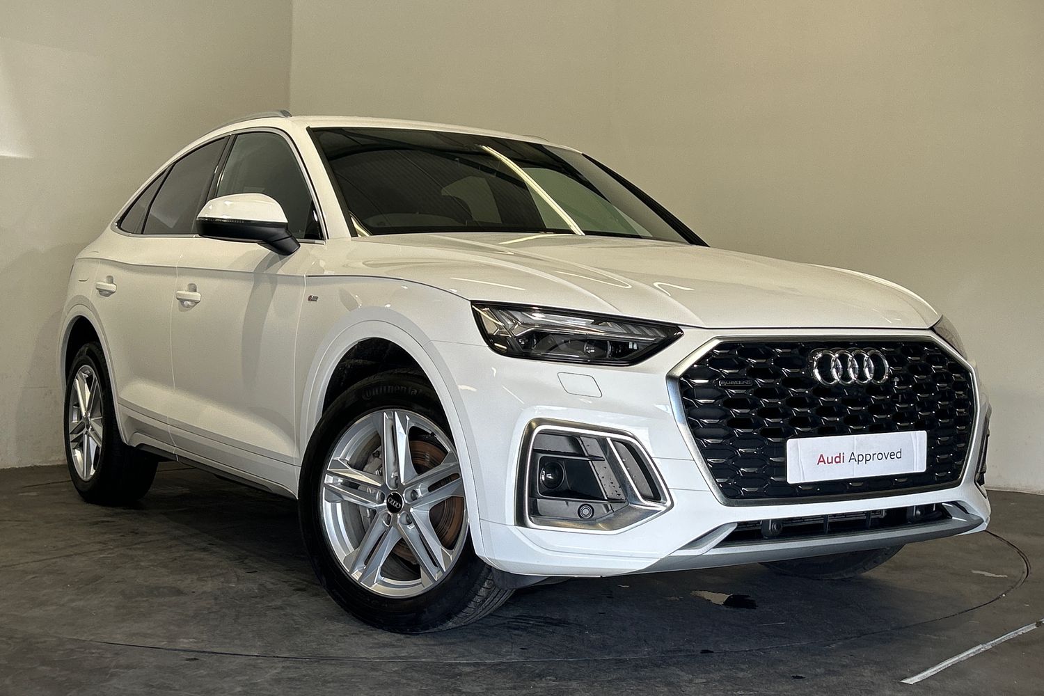 Main listing image - Audi Q5 Sportback