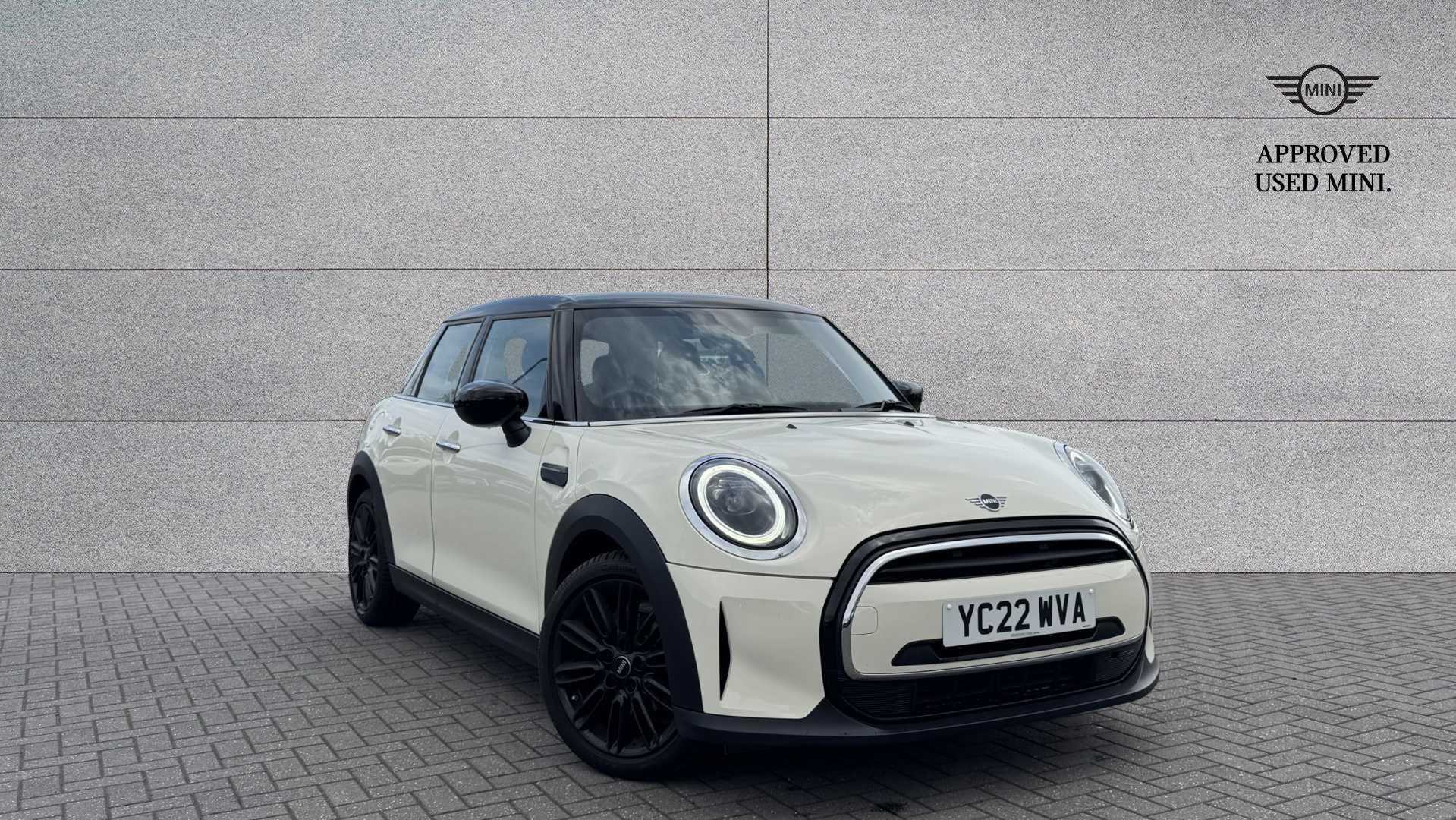 Main listing image - MINI Hatchback 5dr