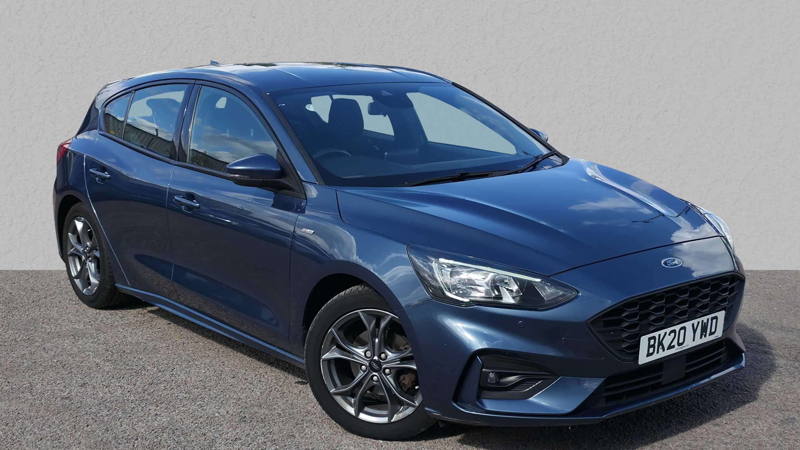 Main listing image - Ford Focus