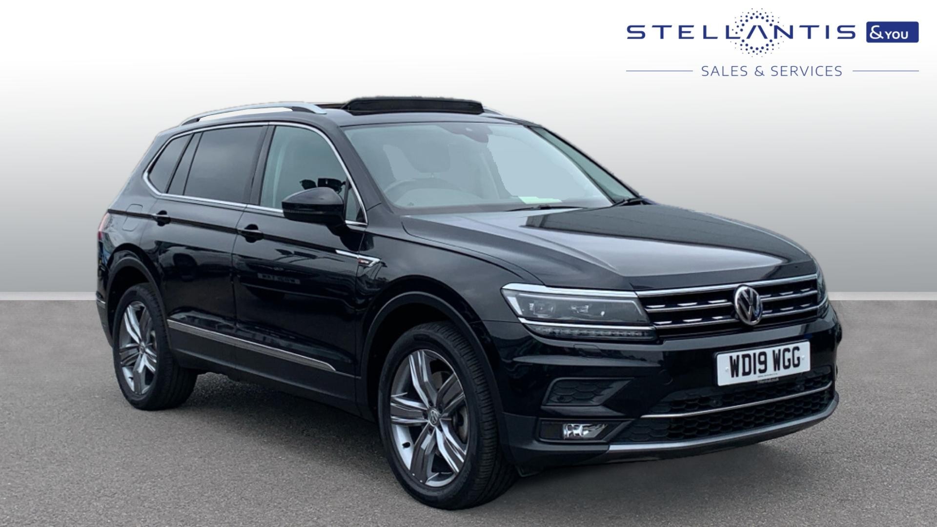 Main listing image - Volkswagen Tiguan Allspace