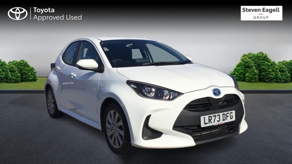 Main listing image - Toyota Yaris