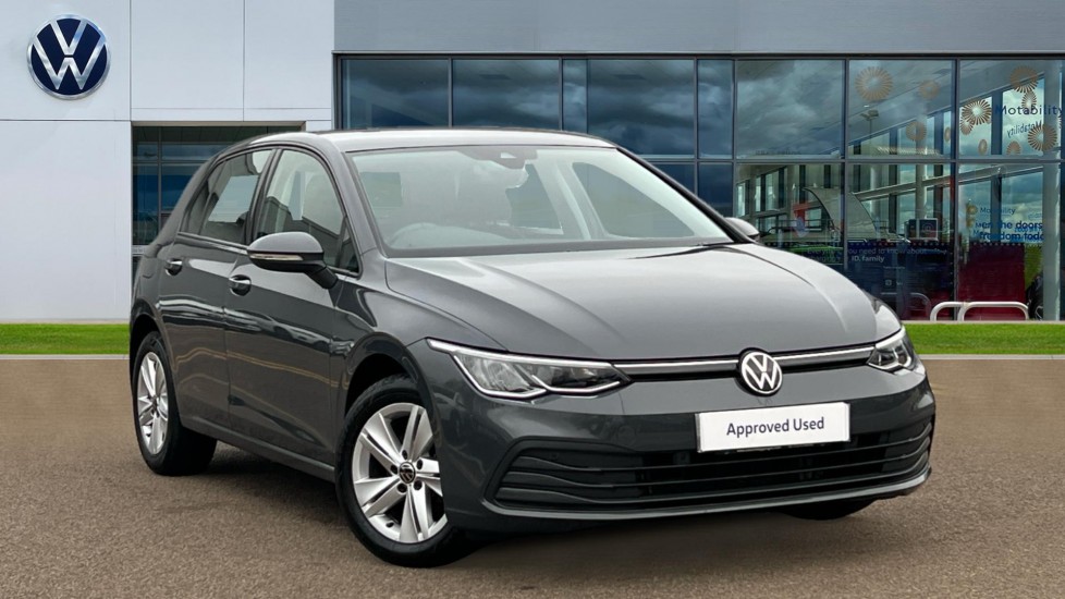 Main listing image - Volkswagen Golf