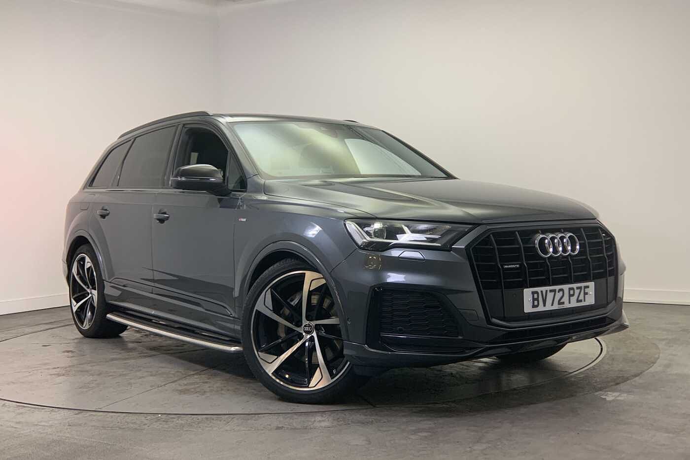 Main listing image - Audi Q7