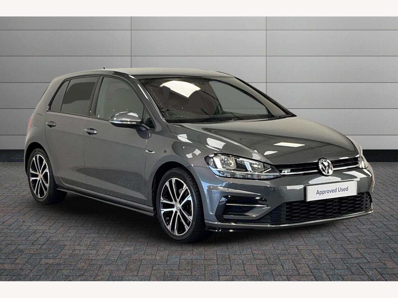 Main listing image - Volkswagen Golf