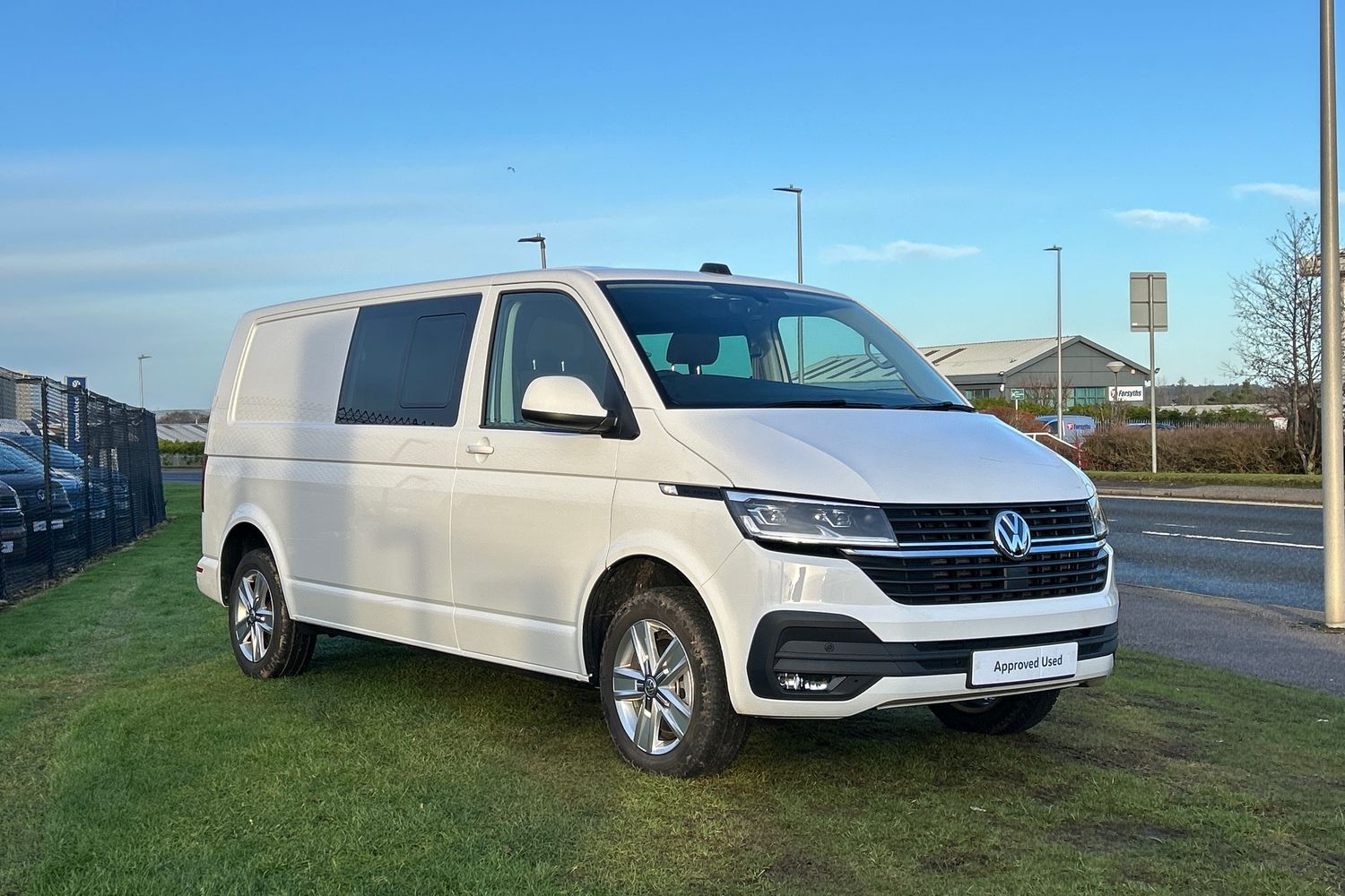 Main listing image - Volkswagen Transporter