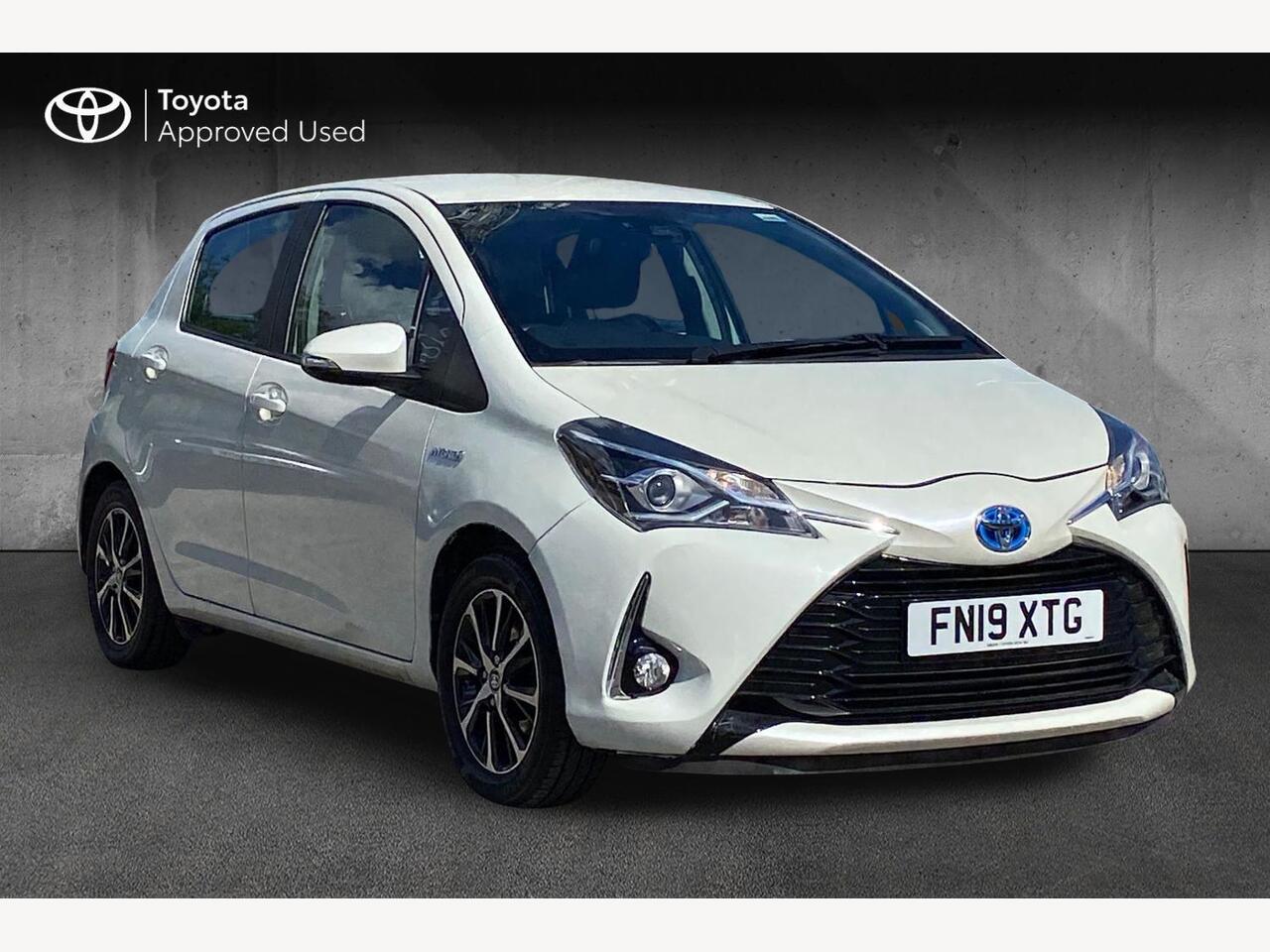 Main listing image - Toyota Yaris