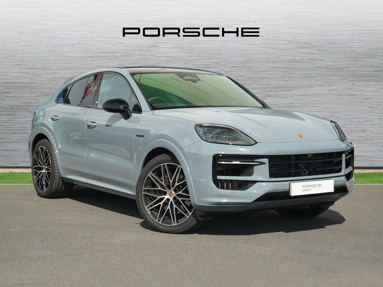 Main listing image - Porsche Cayenne