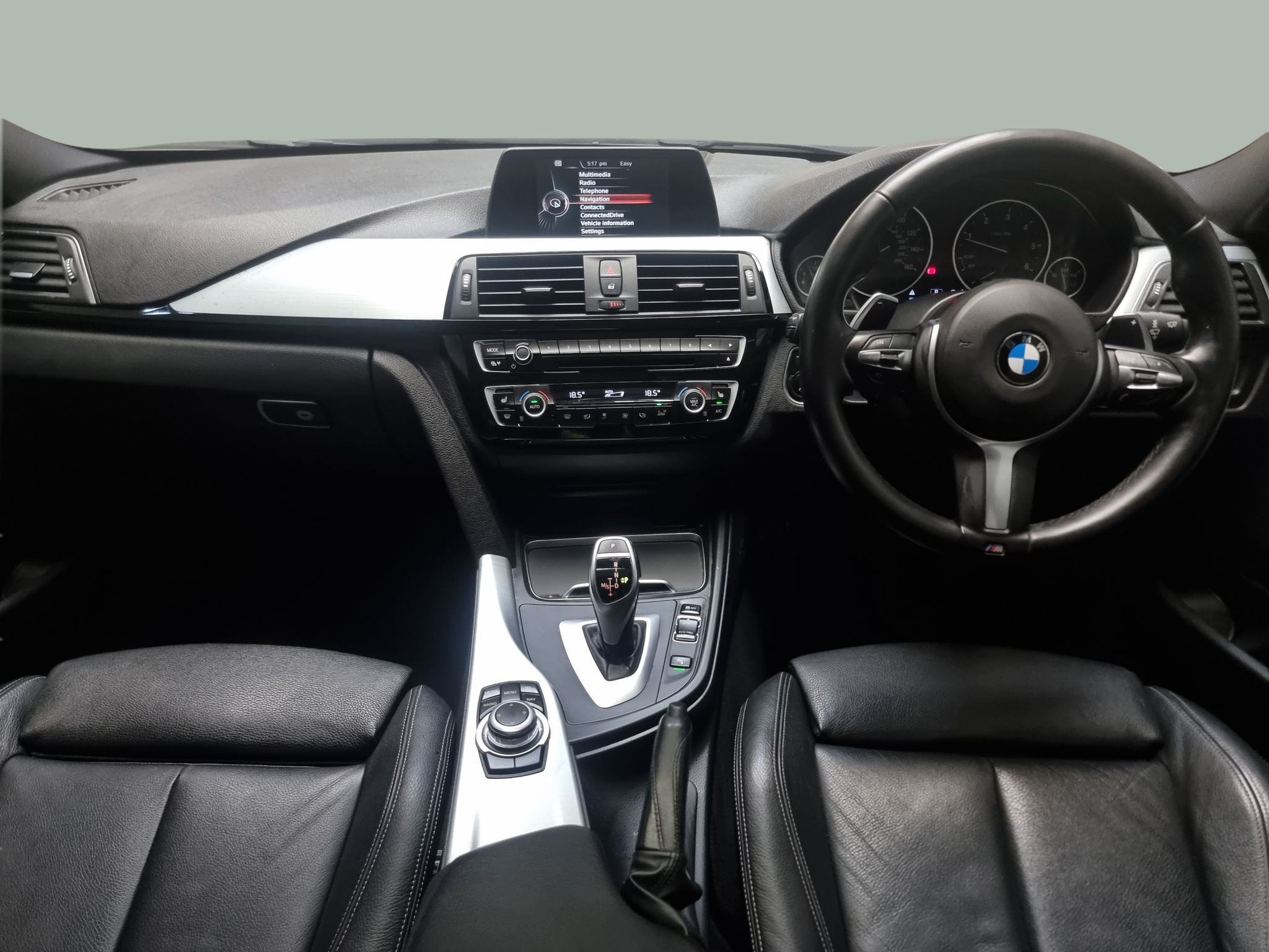 Main listing image - BMW 3 Series Touring