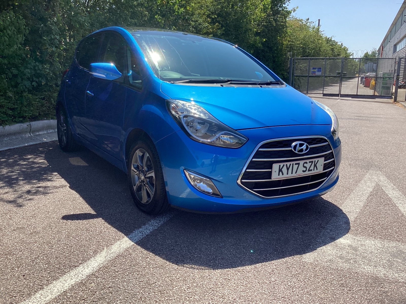 Main listing image - Hyundai ix20