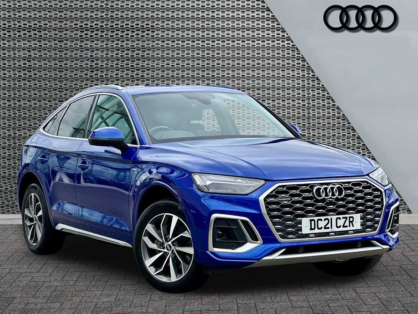 Main listing image - Audi Q5