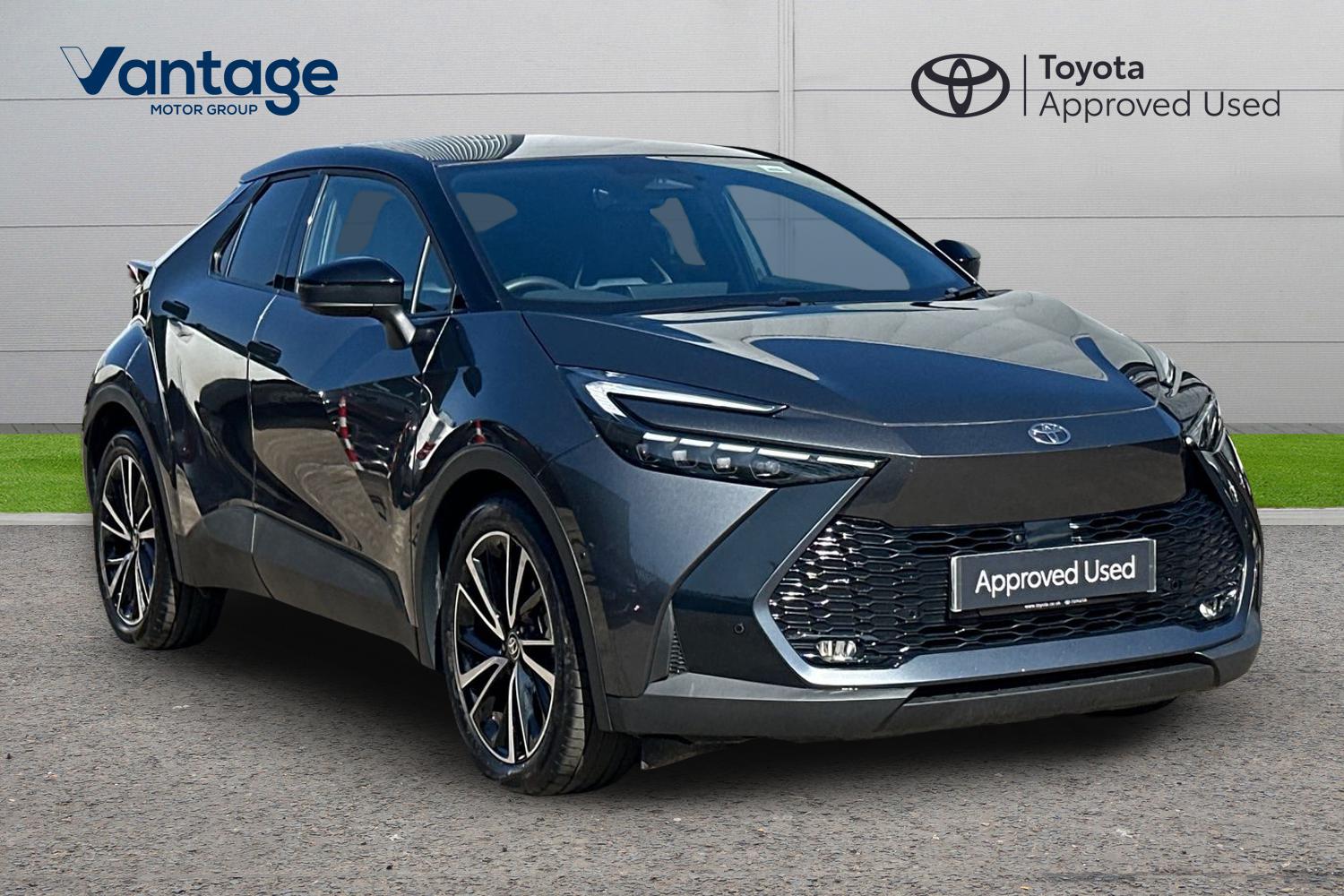 Main listing image - Toyota C-HR