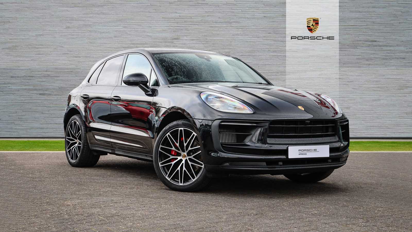 Main listing image - Porsche Macan