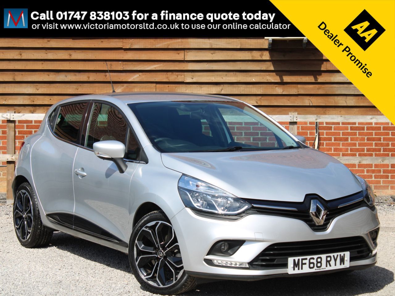 Main listing image - Renault Clio