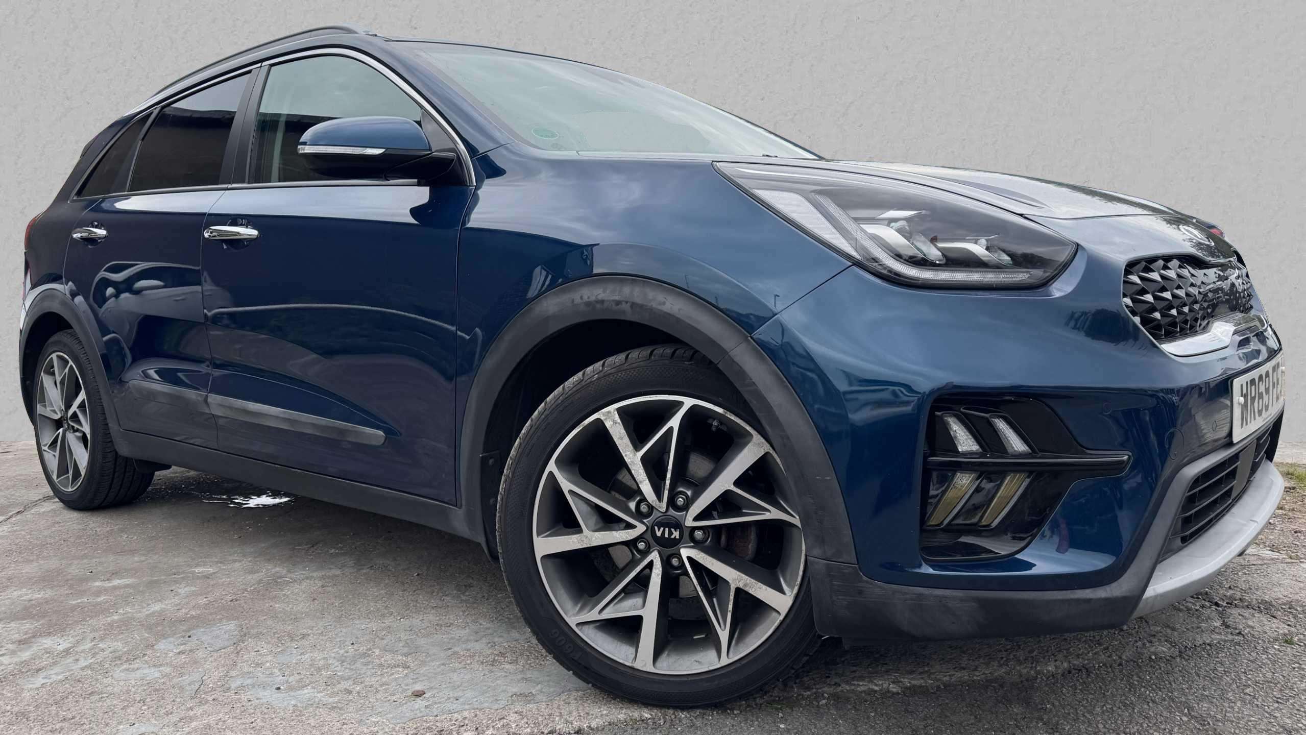 Main listing image - Kia Niro