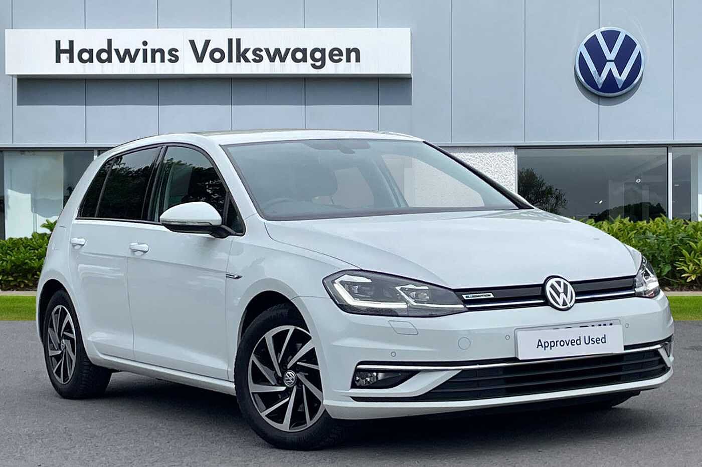 Main listing image - Volkswagen Golf