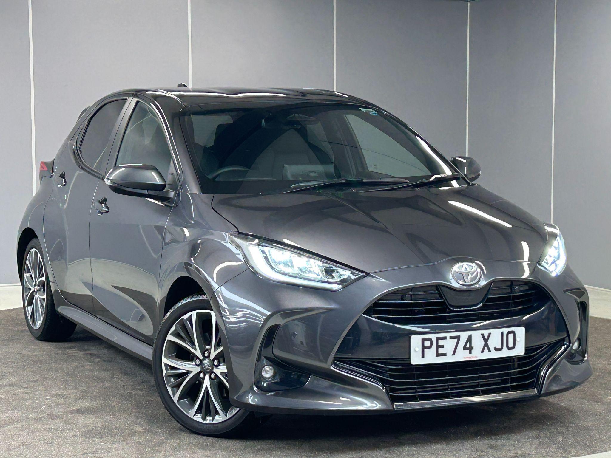 Main listing image - Toyota Yaris