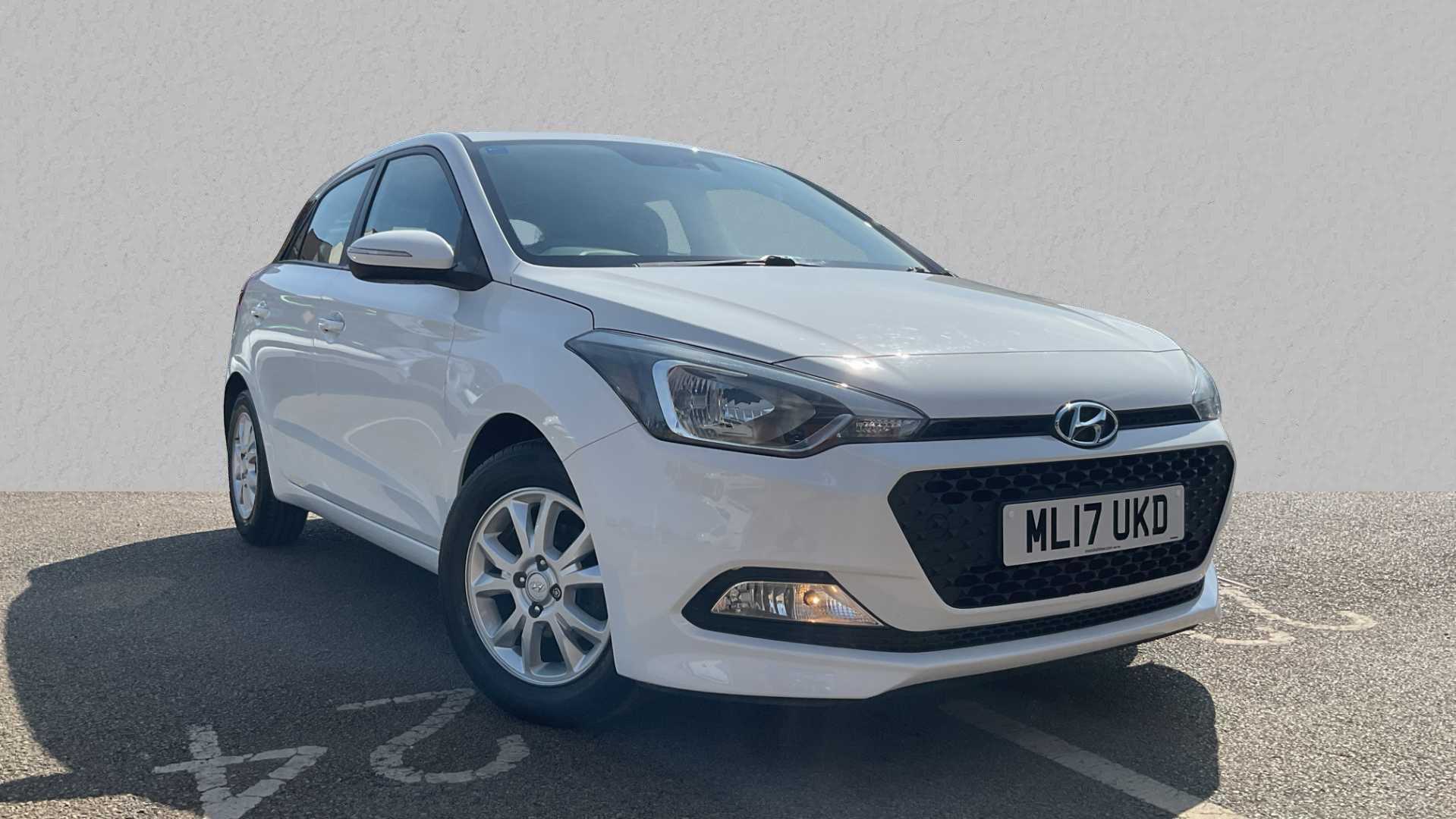 Main listing image - Hyundai i20