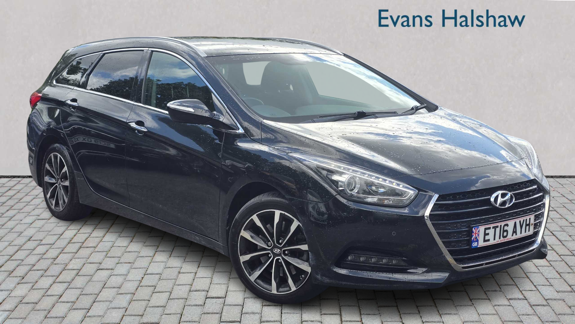 Main listing image - Hyundai i40