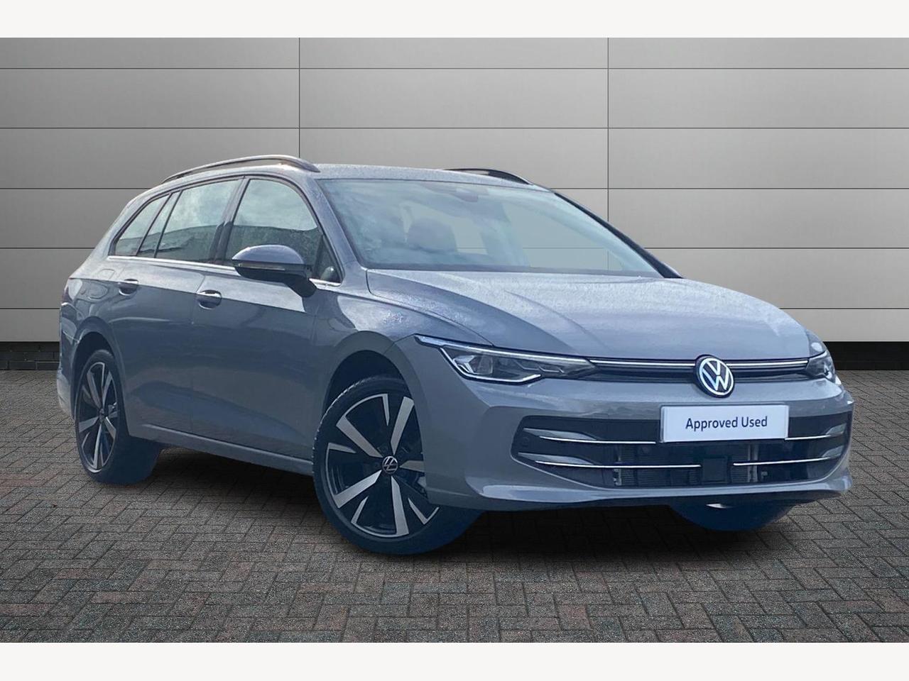 Main listing image - Volkswagen Golf Estate