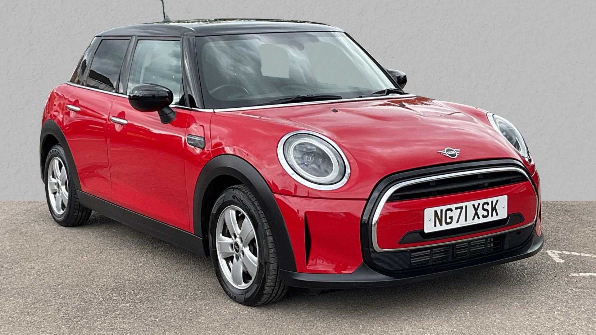 Main listing image - MINI Hatchback 5dr