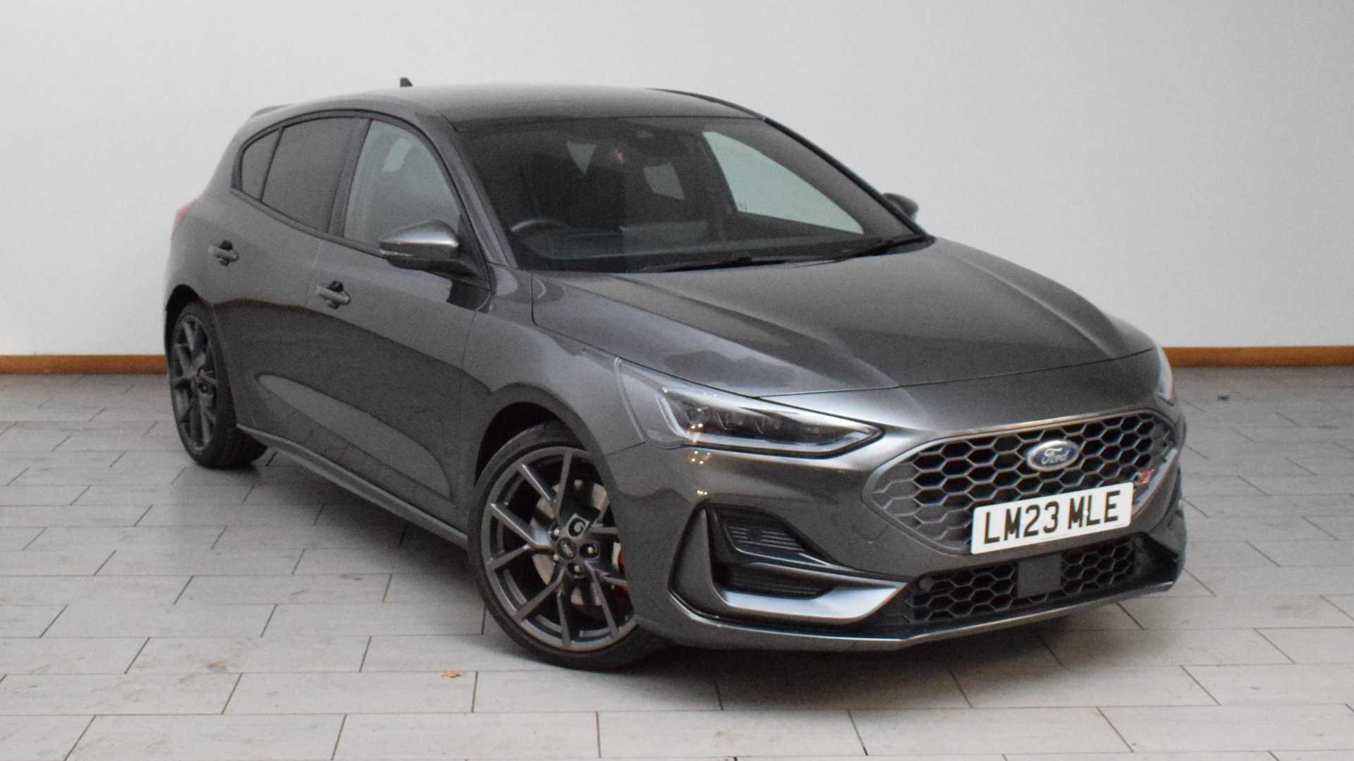 Main listing image - Ford Focus ST