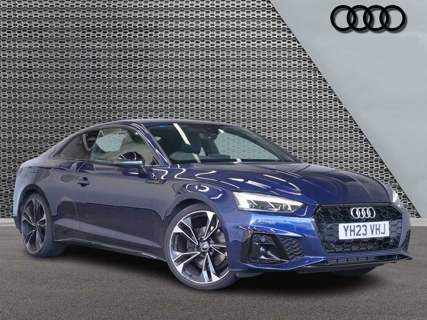 Main listing image - Audi A5