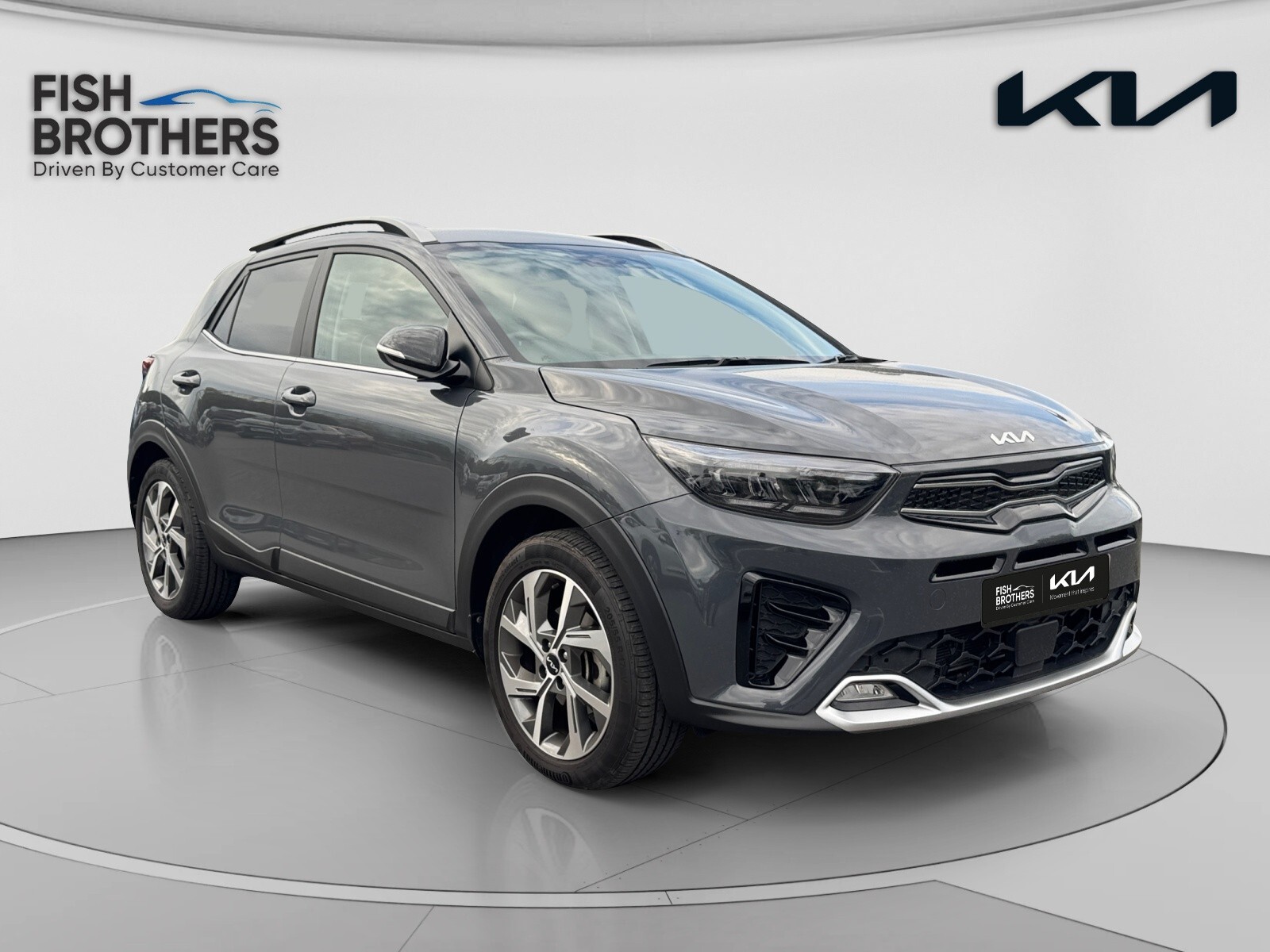 Main listing image - Kia Stonic