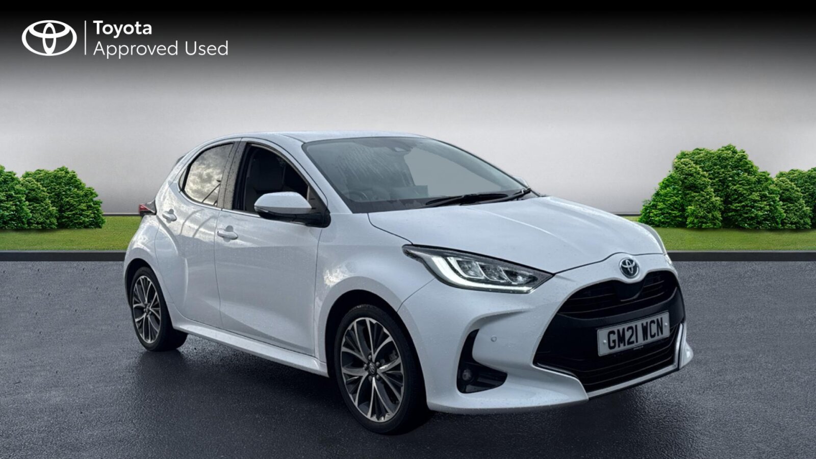 Main listing image - Toyota Yaris