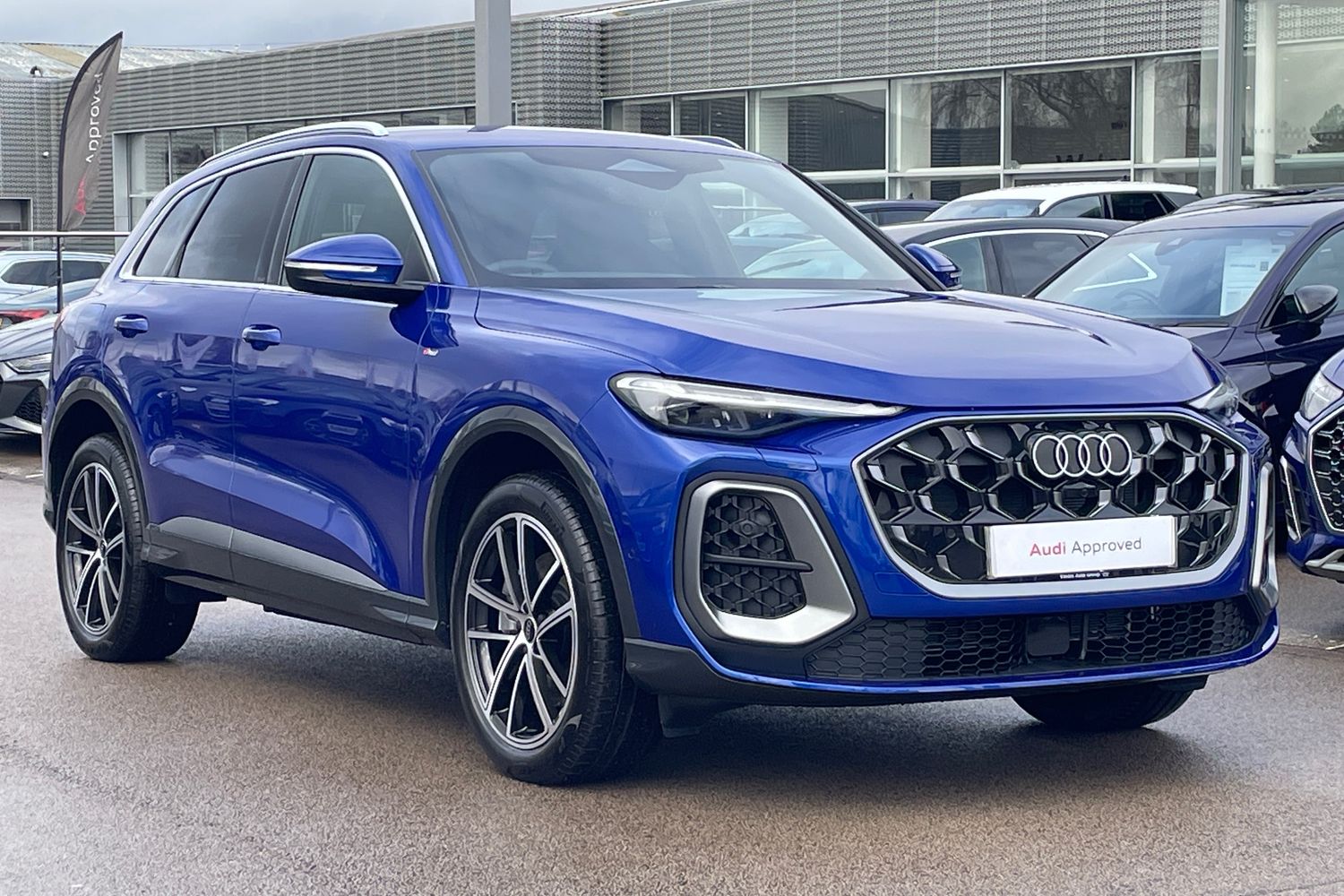 Main listing image - Audi Q5